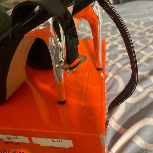 Size 7 Fredricks of Hollywood sexy heels - Picture 4 of 6